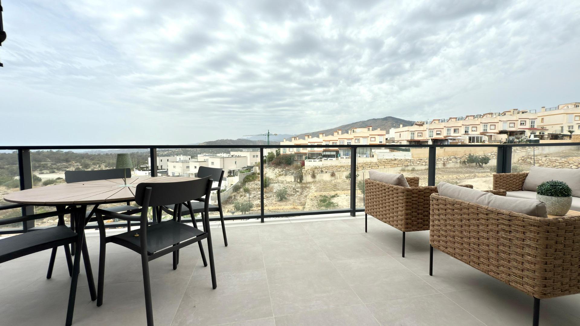 8-15-15 🏡 Corner penthouse with sea views – Balcón de Finestrat