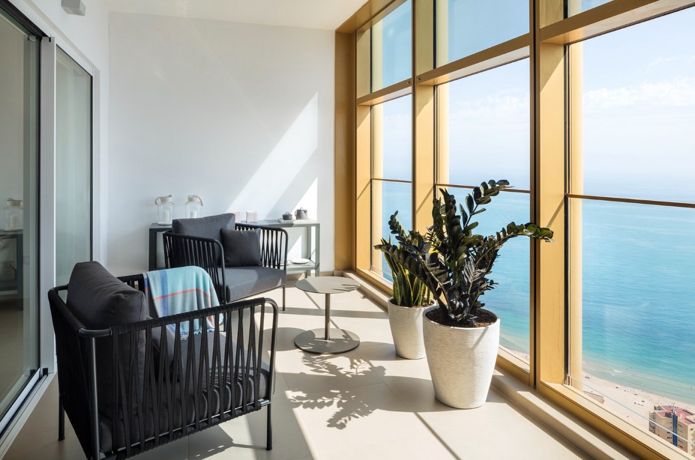 8-15-2 Latest Luxury Apartments in InTempo Building