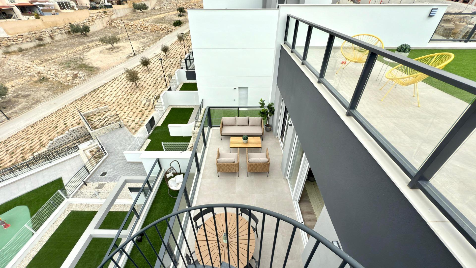 8-17-14 🏡 Corner penthouse with sea views – Balcón de Finestrat