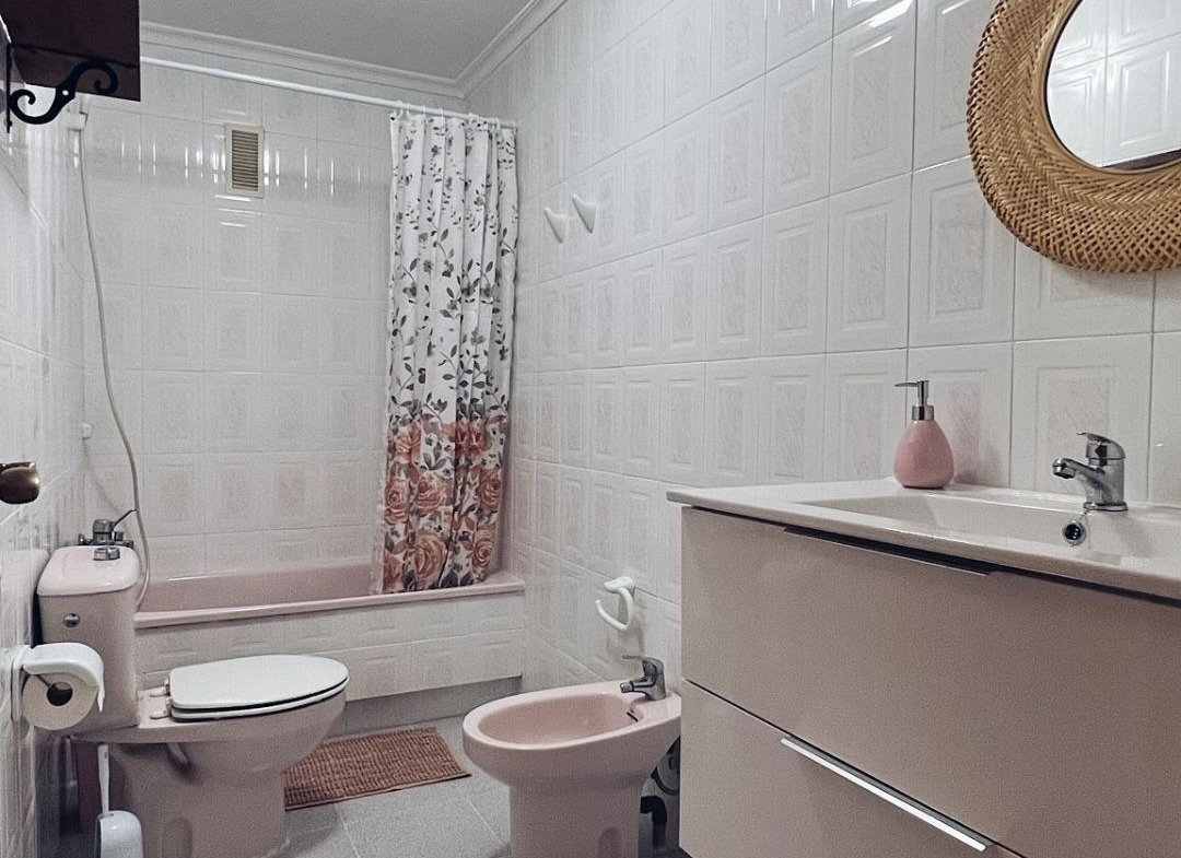 2 Bedroom Apartment, 1 Bathroom, 350 m from the Beach