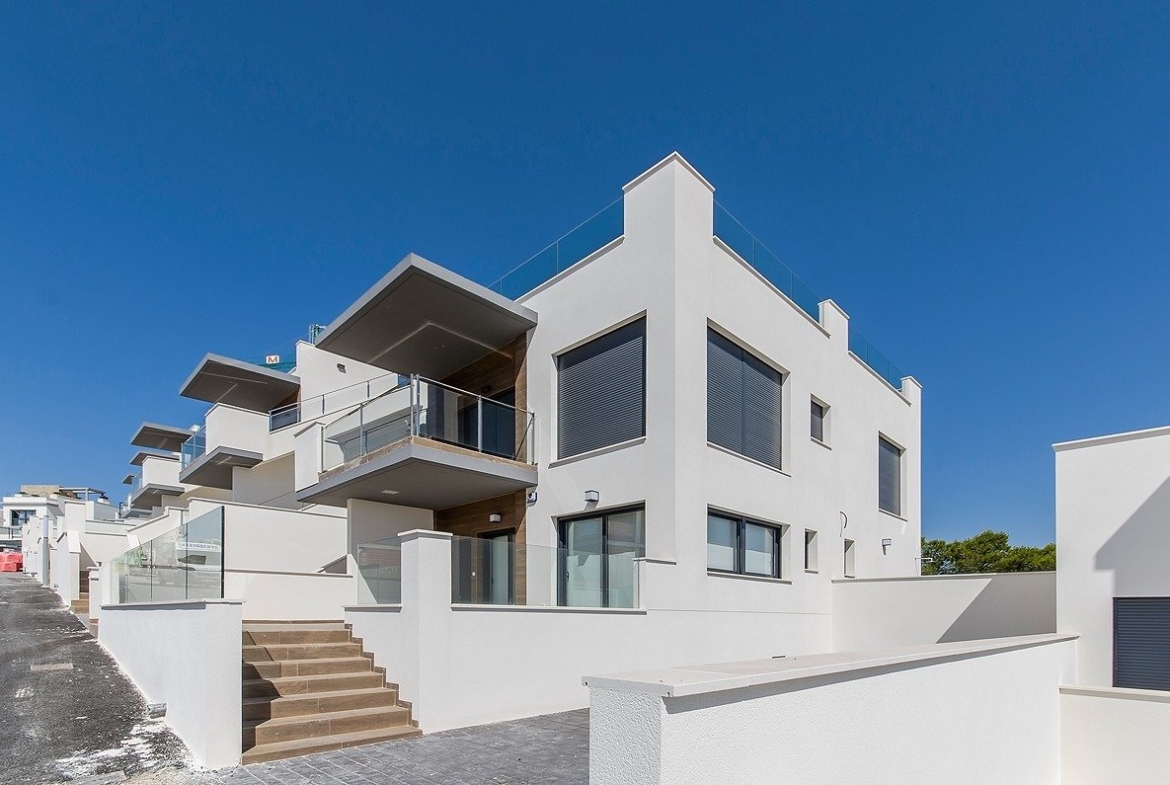 NEW BUILD BUNGALOWS IN SAN MIGUEL DE SALINAS