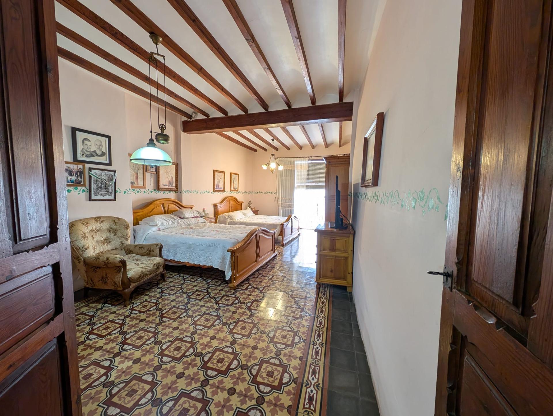 SEMI-DETACHED HOUSE IN THE CHARMING VILLAGE OF LA NUCIA