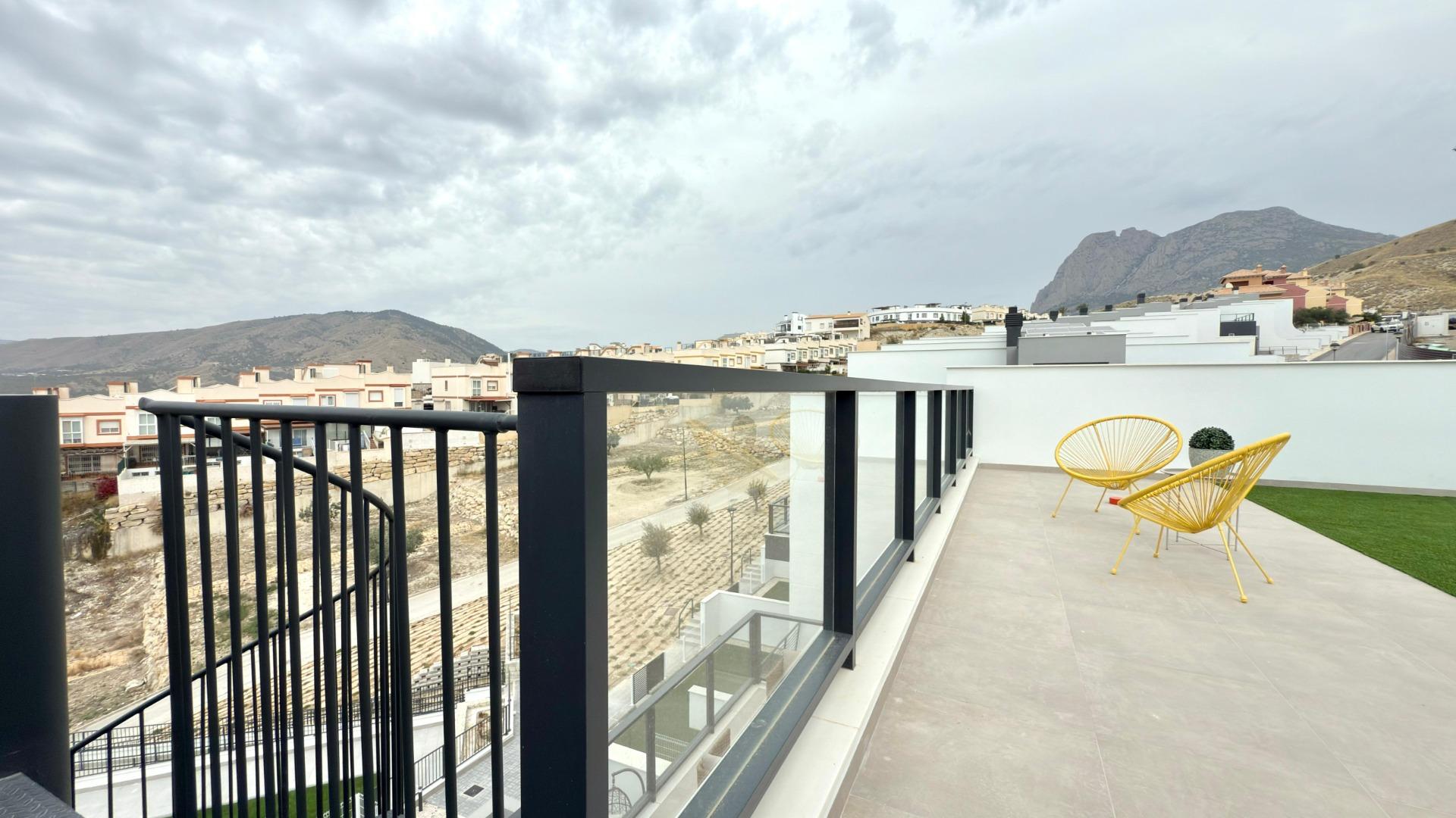 8-22-11 🏡 Corner penthouse with sea views – Balcón de Finestrat