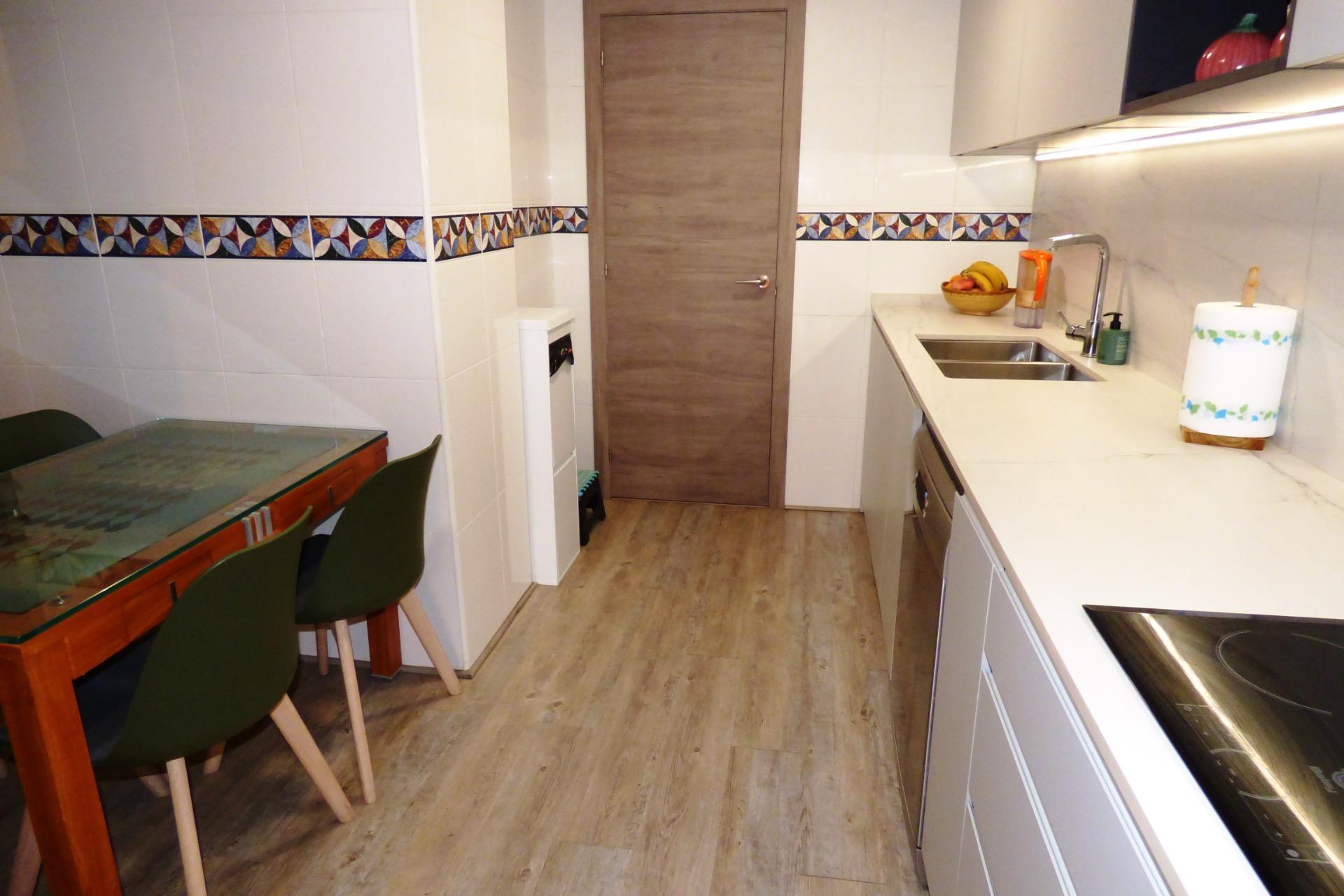 Exclusivo Adosado en Primera Línea de Golf de la Playa de San Juan con vistas espectaculares