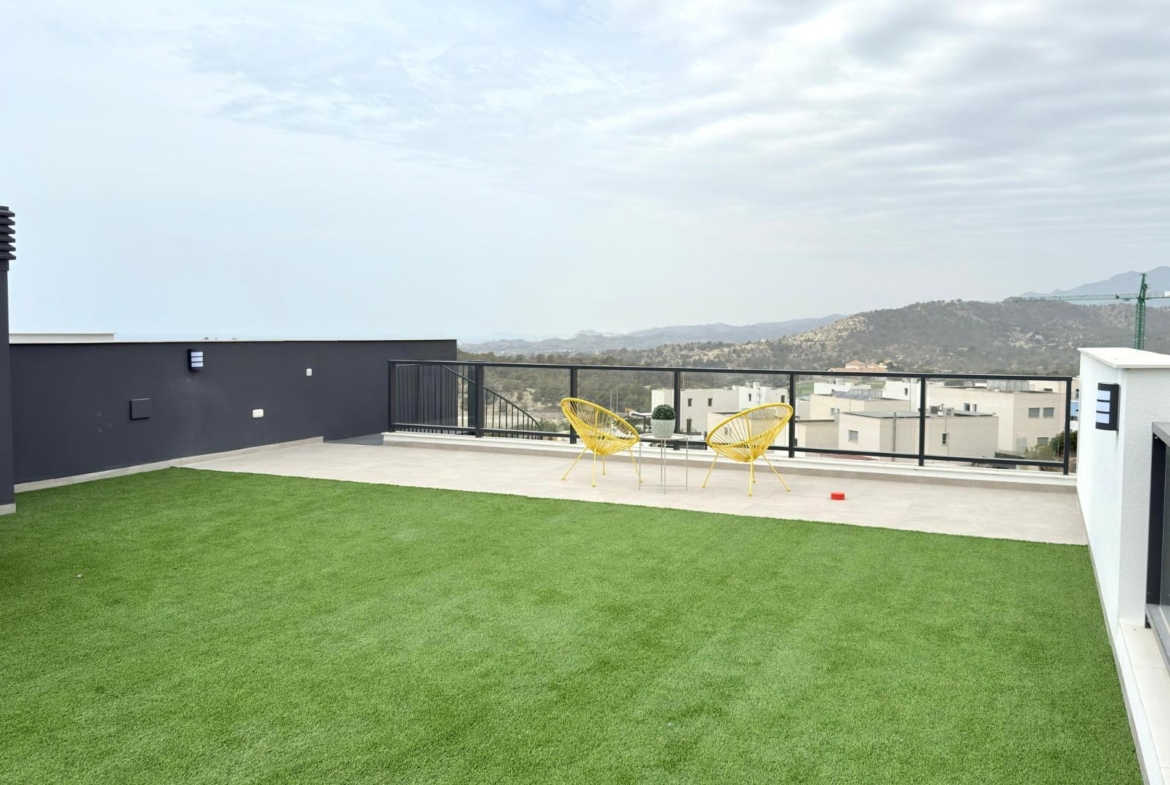 🏡 Corner penthouse with sea views – Balcón de Finestrat