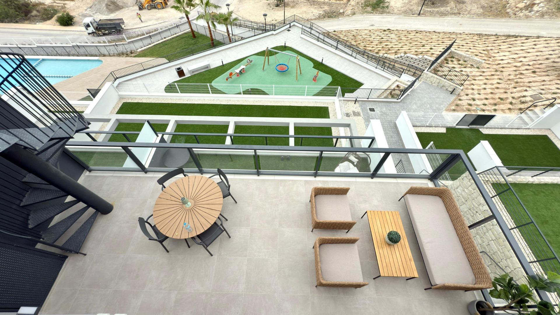8-25-8 🏡 Corner penthouse with sea views – Balcón de Finestrat