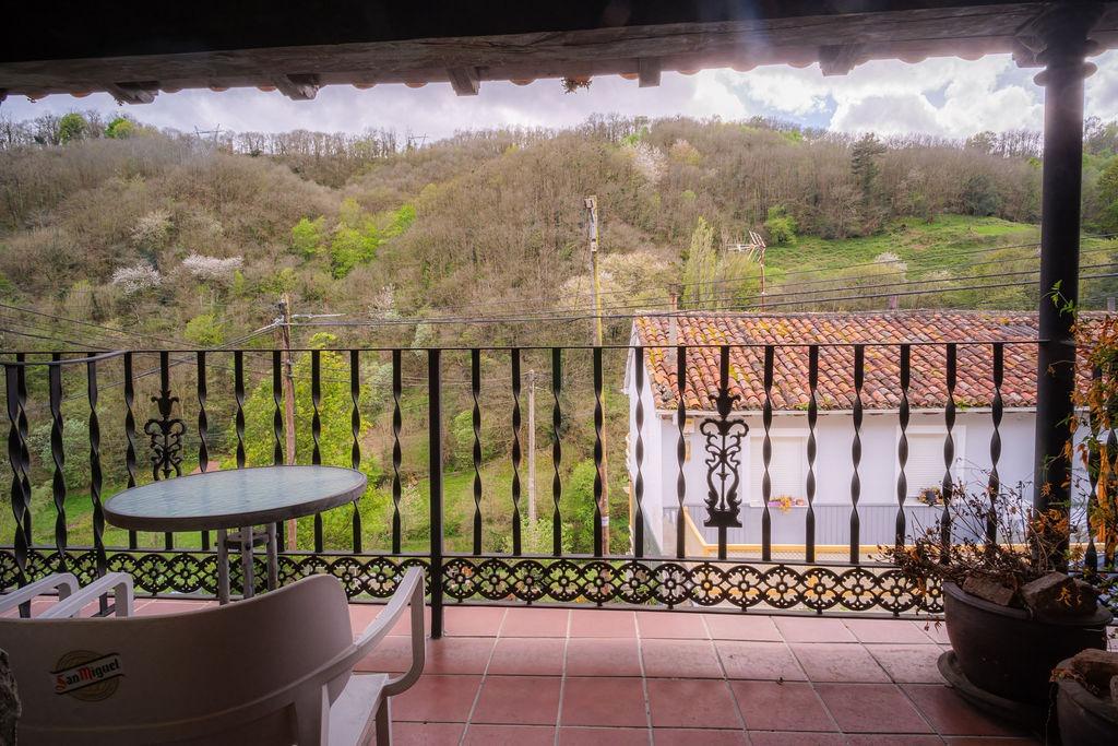 Hotel in Pola de Lena