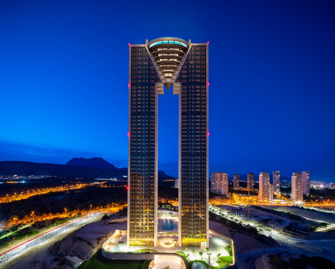 8-45-1 Latest Luxury Apartments in InTempo Building