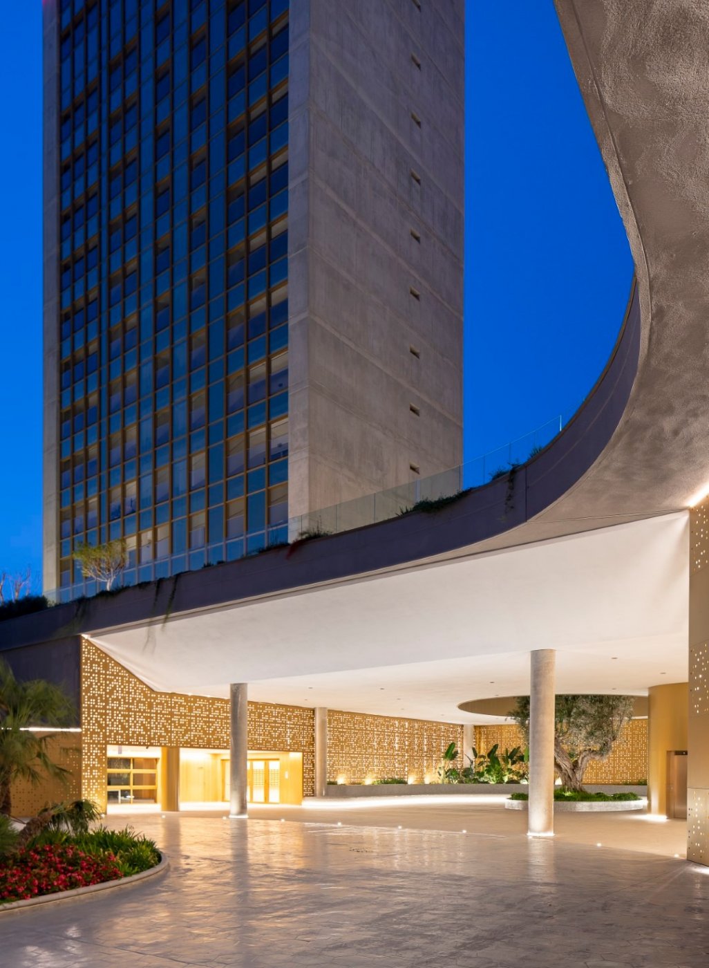 8-46 Latest Luxury Apartments in InTempo Building