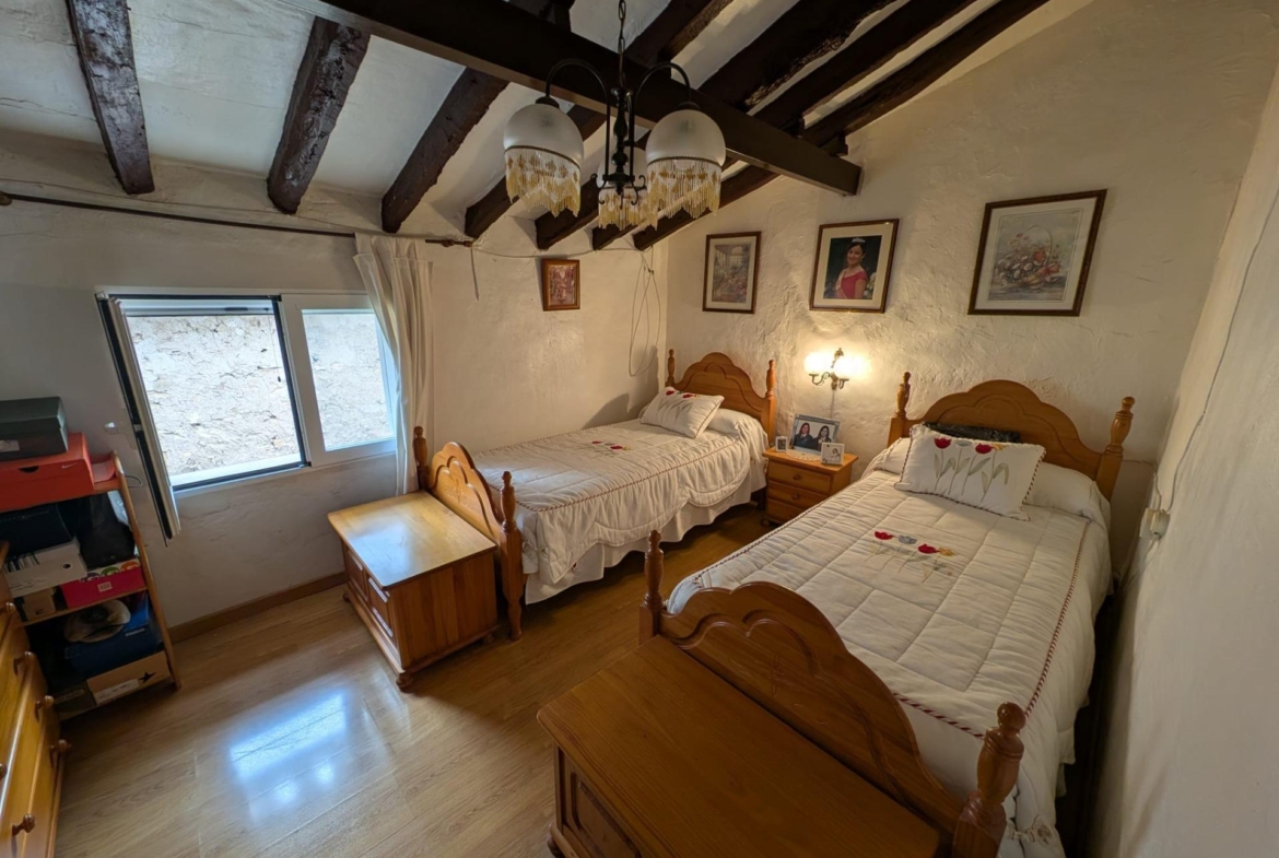 SEMI-DETACHED HOUSE IN THE CHARMING VILLAGE OF LA NUCIA