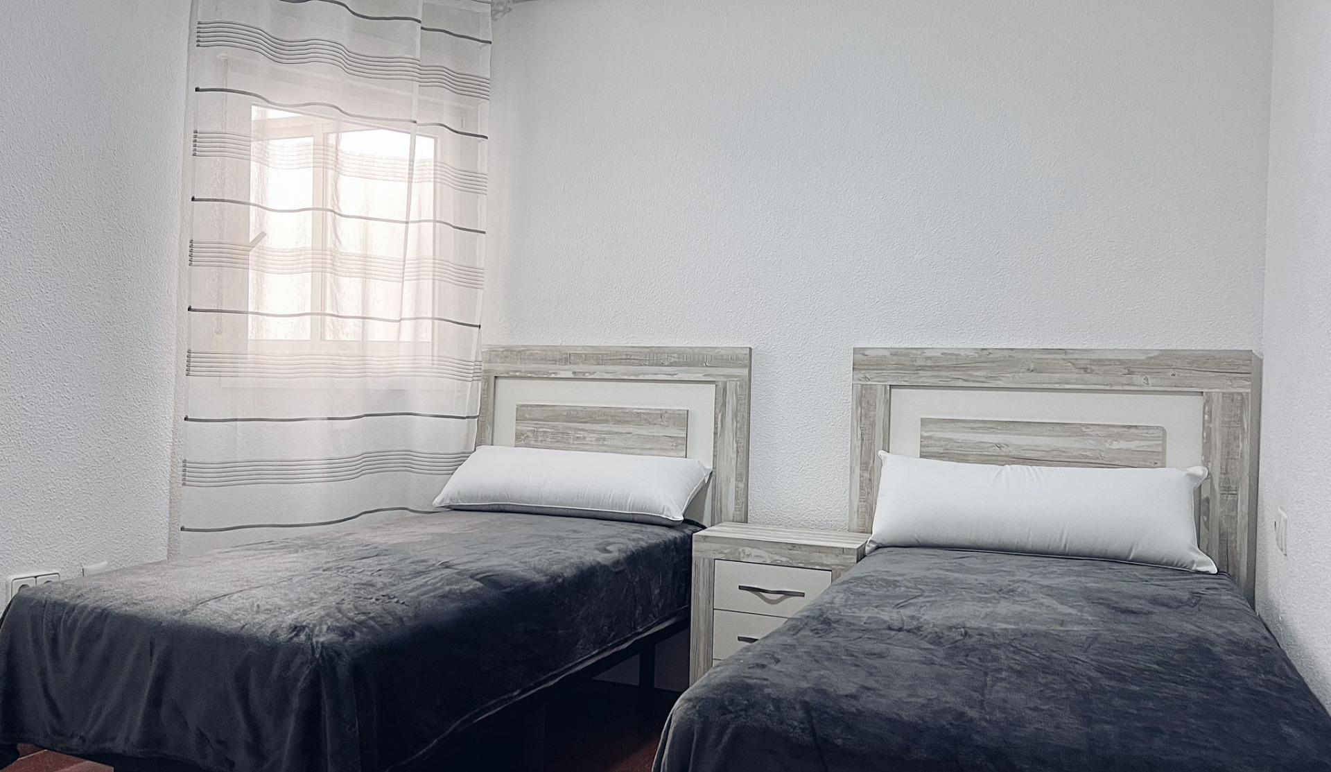 8-6-21 2 Bedroom Apartment, 1 Bathroom, 350 m from the Beach
