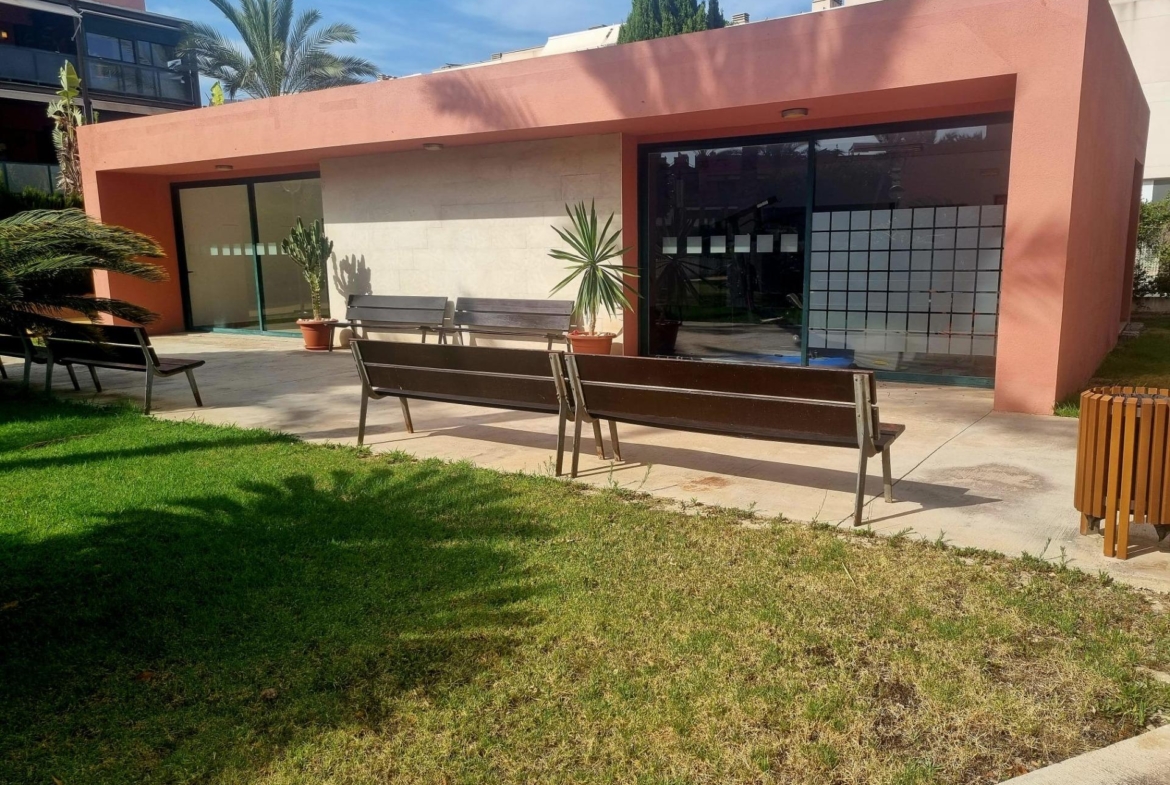 Exclusivo Adosado en Primera Línea de Golf de la Playa de San Juan con vistas espectaculares