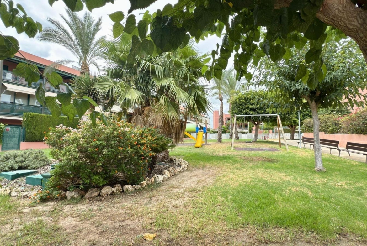 Exclusivo Adosado en Primera Línea de Golf de la Playa de San Juan con vistas espectaculares