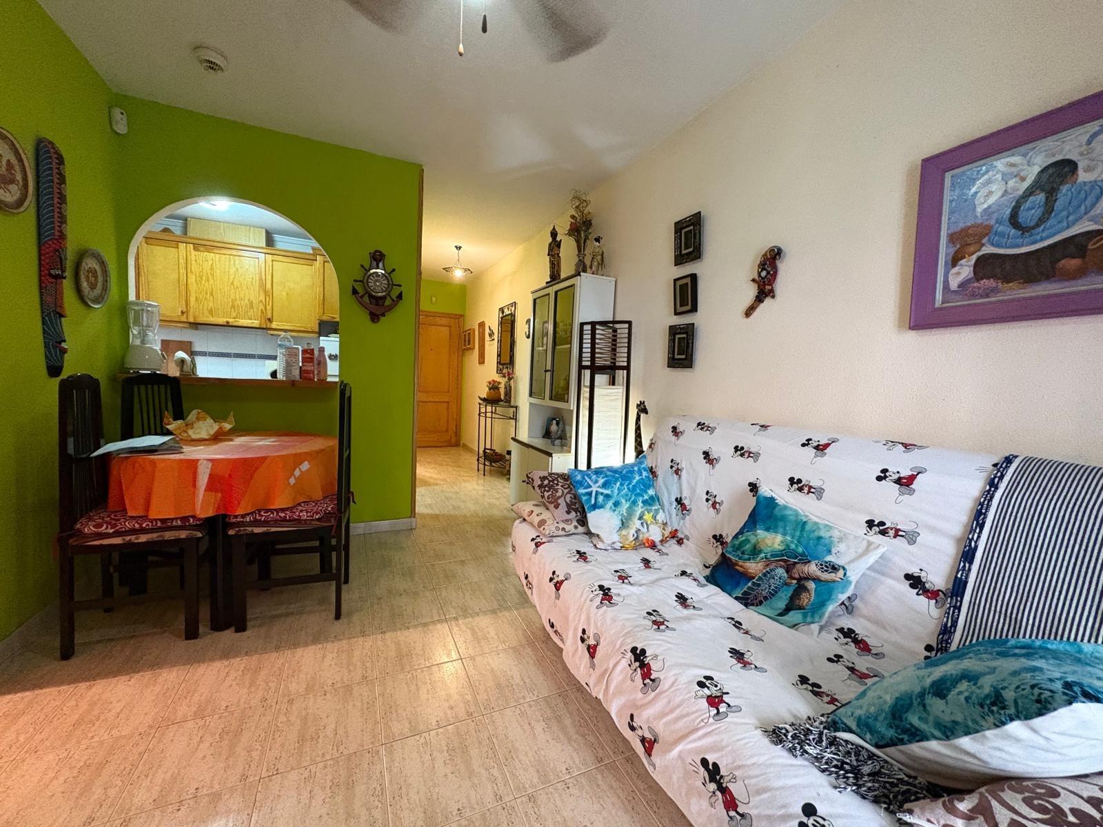 Charming Apartment in the Heart of Torrevieja 🏡✨ 2 Bedrooms 1 Bathroom with Patio and Pool