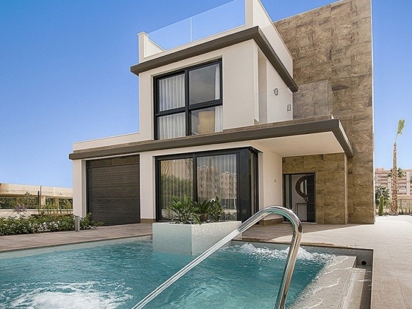 NEW BUILT VILLA IN ORIHUELA COSTA (CAMPOAMOR)