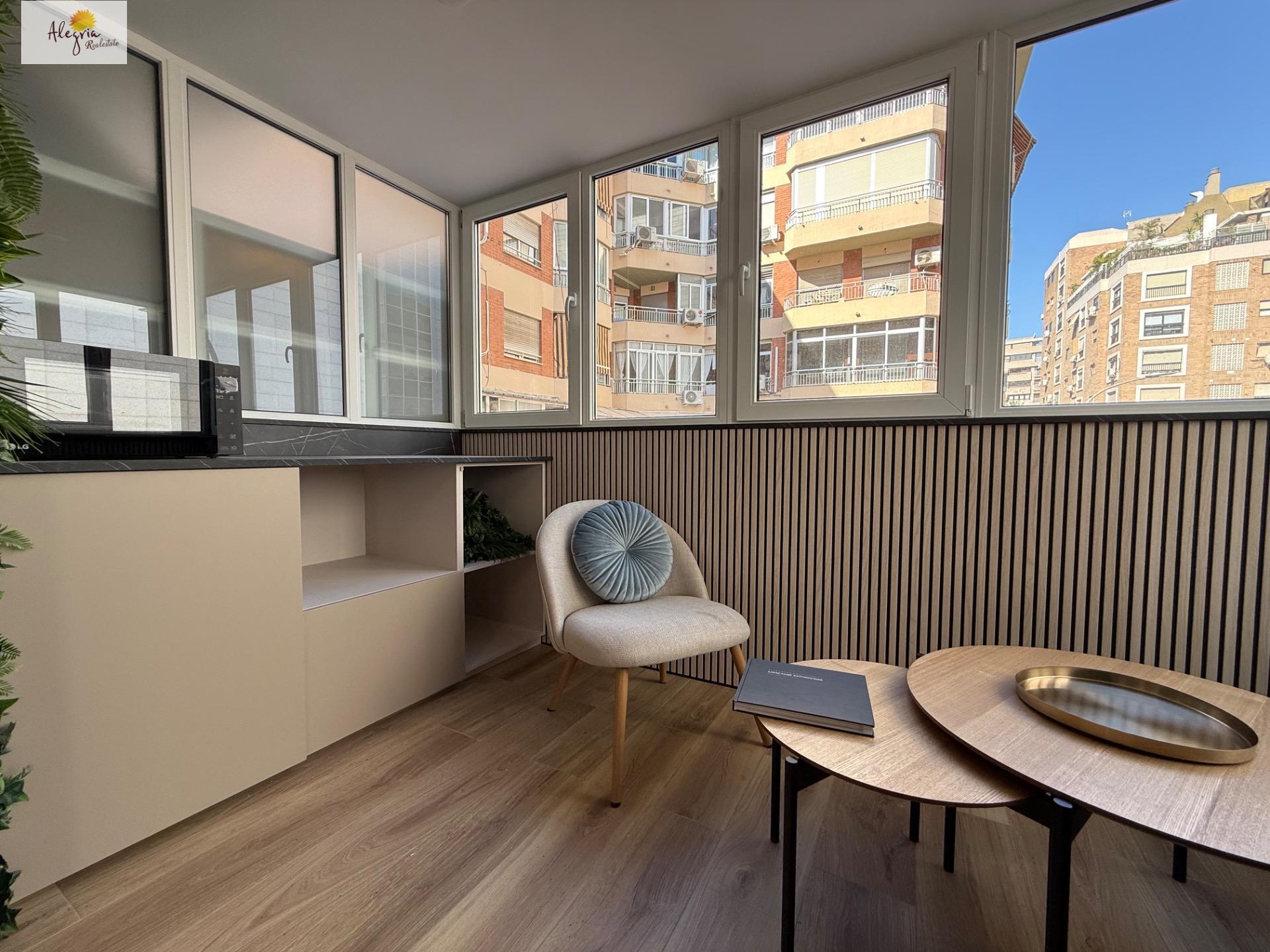 9-10-13 Tourist License Aparthotel-Style Apartment for Sale – Turnkey Business in the Heart of Alicante