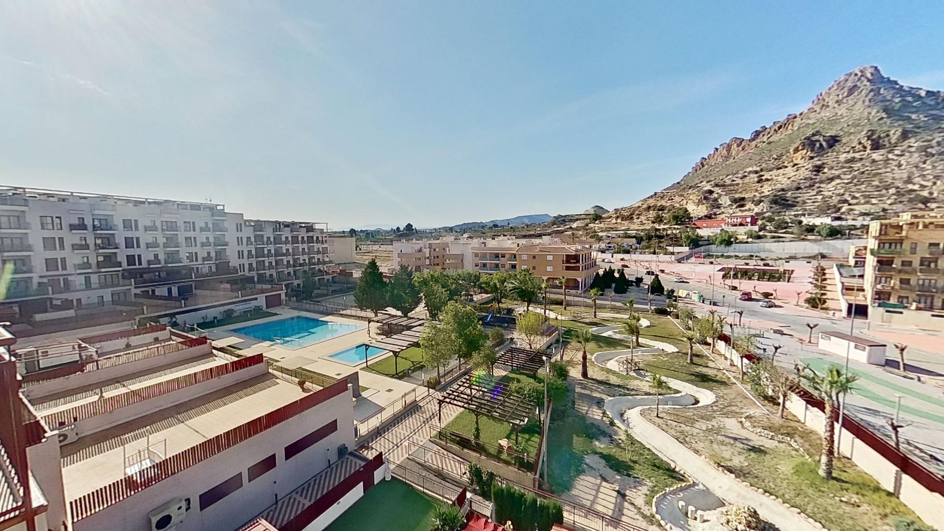 Penthouse in Archena with clear views and all the amenities