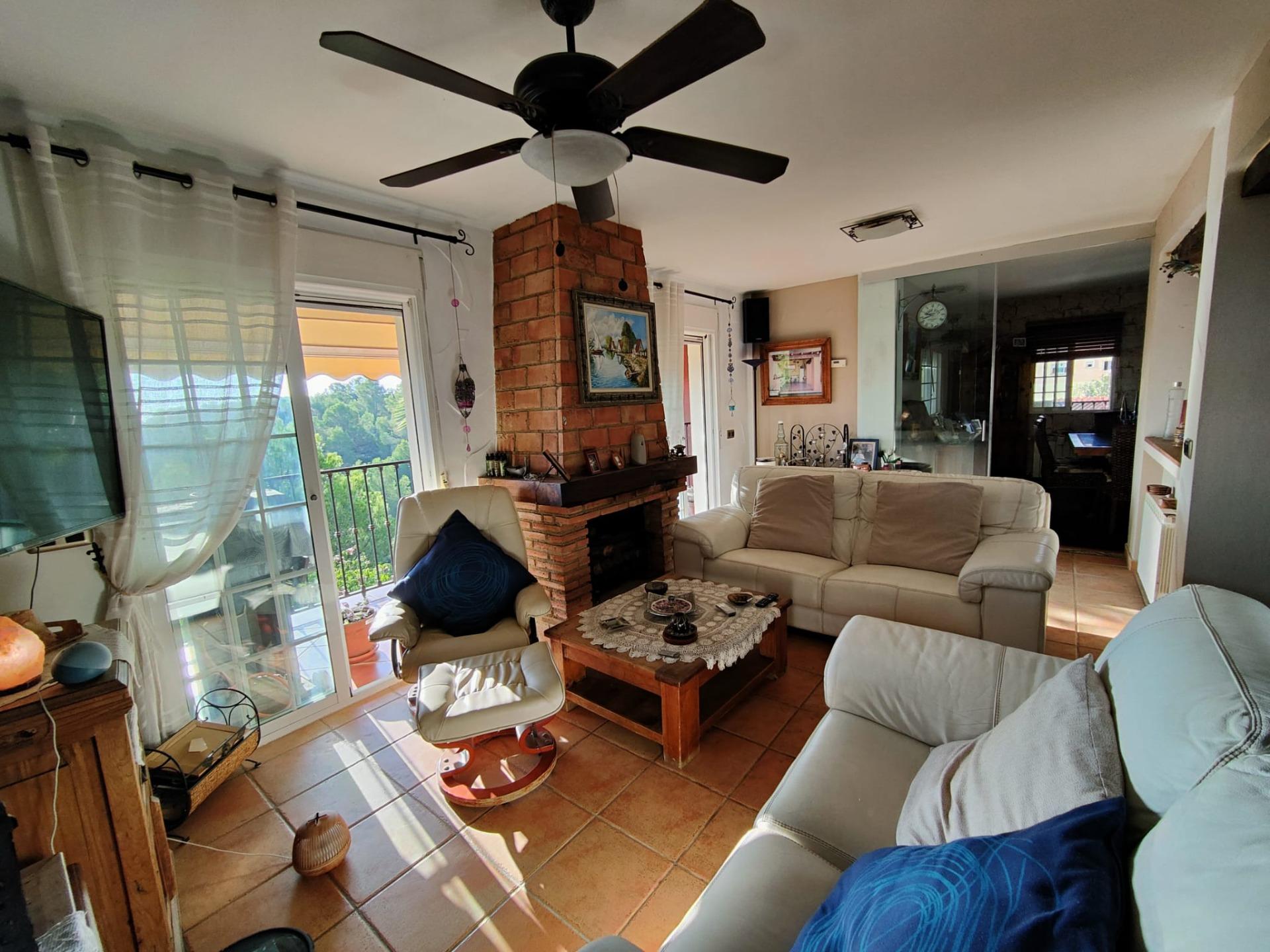 9-13-6 DETACHED VILLA, SPACIOUS WITH PRIVACY IN A NATURAL ENVIRONMENT IN LA NUCIA