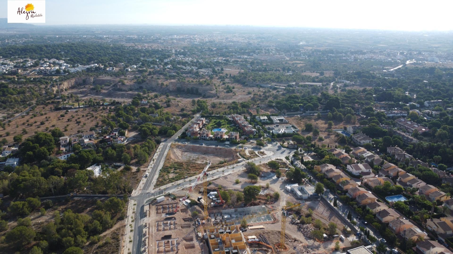 New development of multi-family homes in Godella