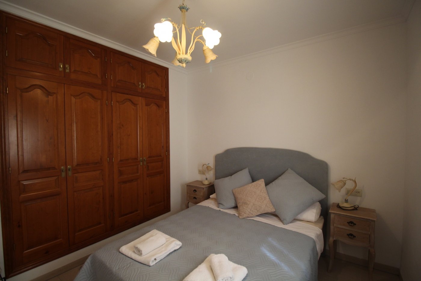 LUXURY MOUNTAIN VILLA MET ZEEZICHT