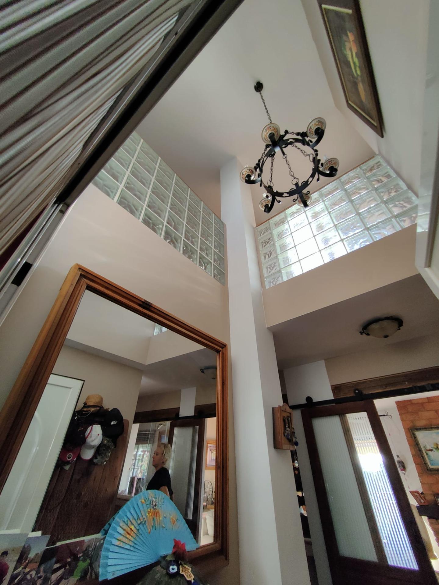 9-15-6 DETACHED VILLA, SPACIOUS WITH PRIVACY IN A NATURAL ENVIRONMENT IN LA NUCIA