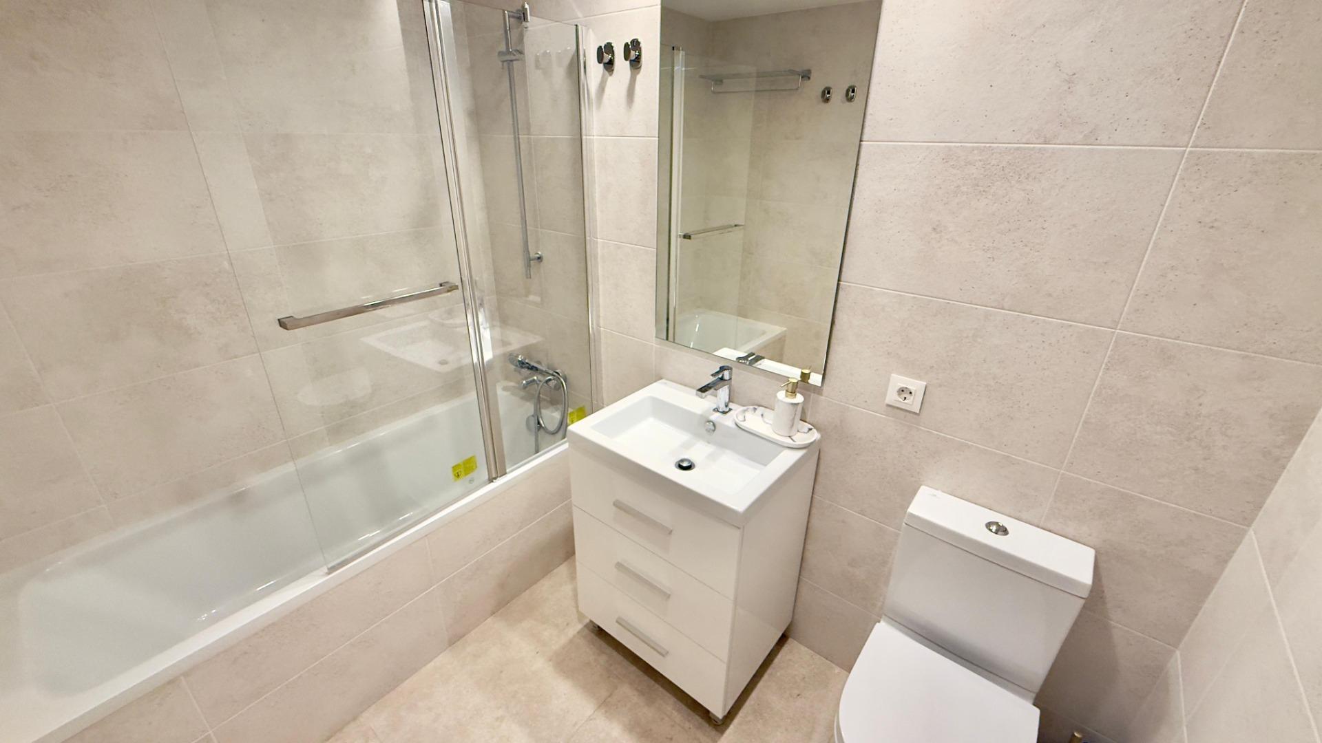 Familie comfort en moderne stijl in het hart van Alicante