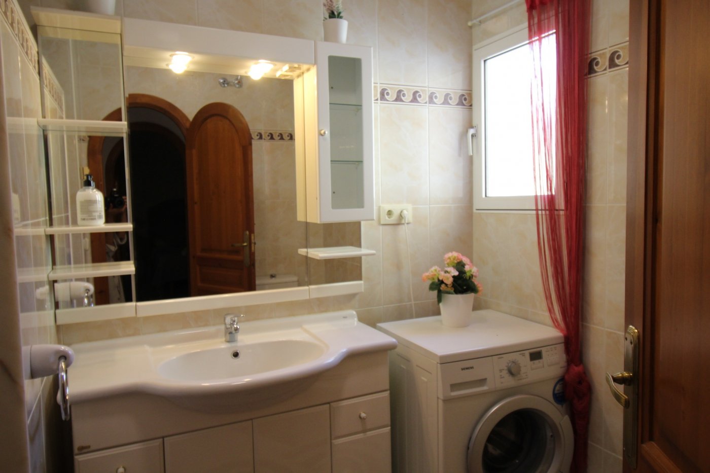 LUXURY MOUNTAIN VILLA MET ZEEZICHT