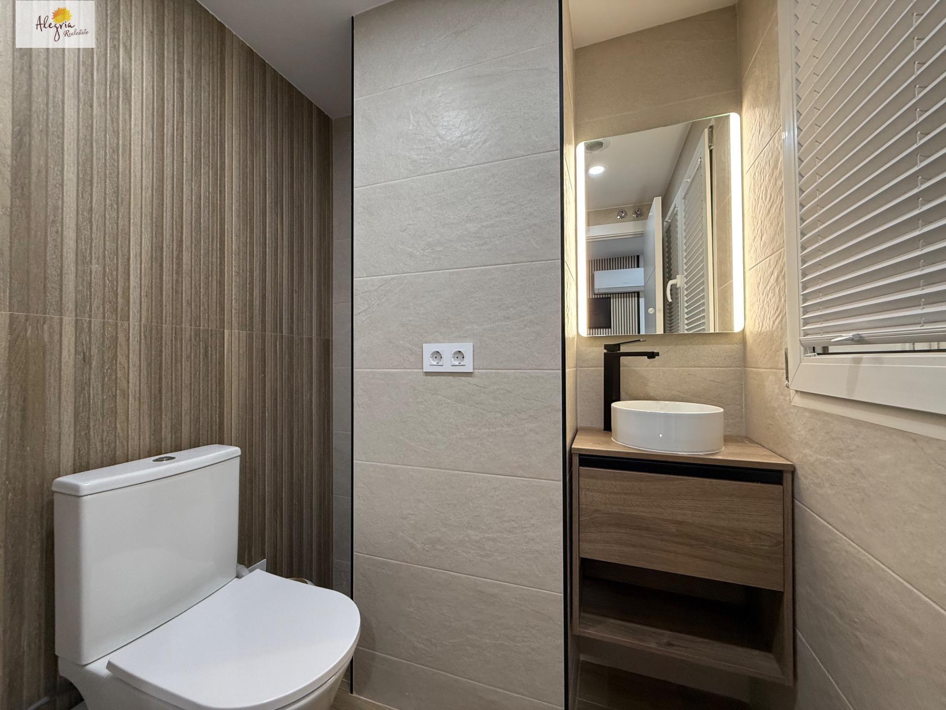 9-19-9 Tourist License Aparthotel-Style Apartment for Sale – Turnkey Business in the Heart of Alicante