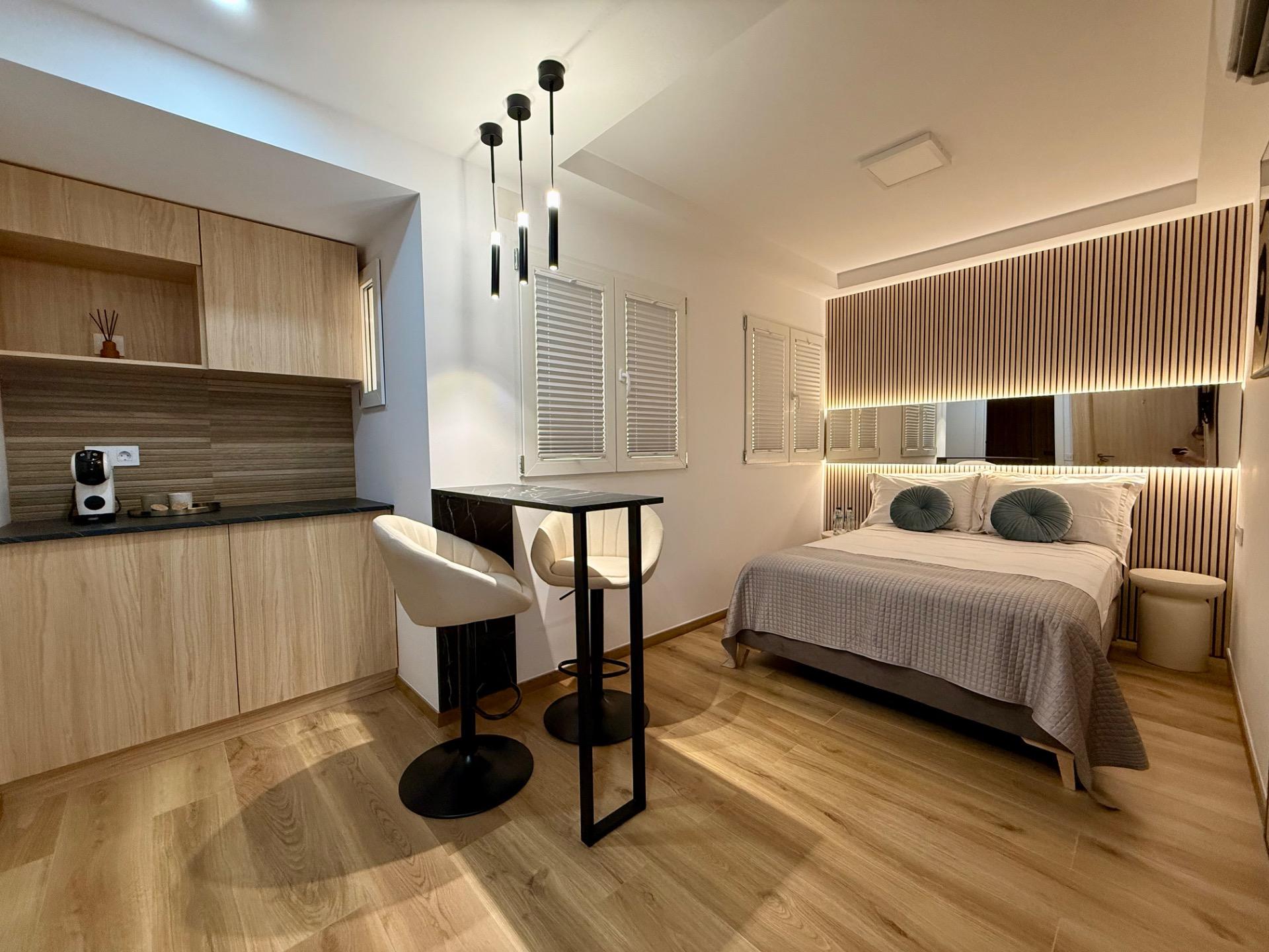 9-20-8 Tourist License Aparthotel-Style Apartment for Sale – Turnkey Business in the Heart of Alicante