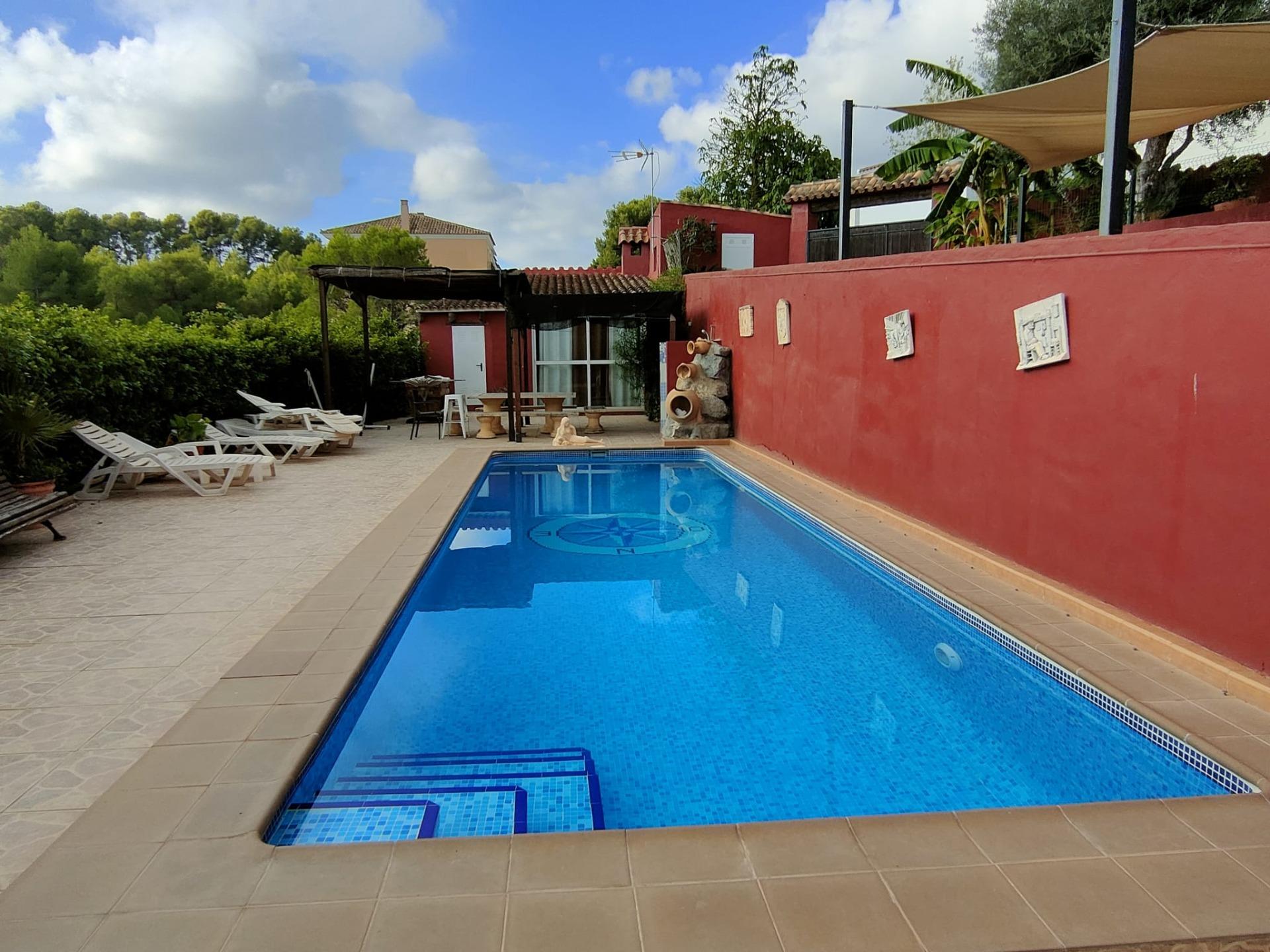 9-21-3 DETACHED VILLA, SPACIOUS WITH PRIVACY IN A NATURAL ENVIRONMENT IN LA NUCIA