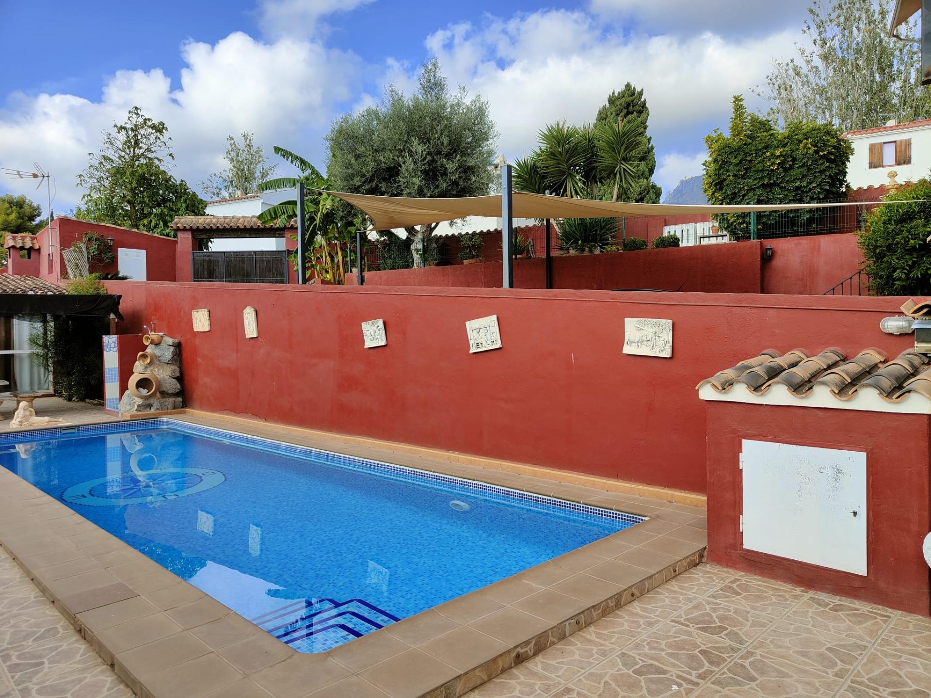 9-22-3 DETACHED VILLA, SPACIOUS WITH PRIVACY IN A NATURAL ENVIRONMENT IN LA NUCIA