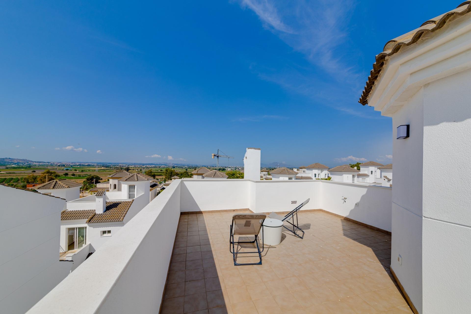 9-25-2 NIEUWE BUILD RESIDENTIAL IN SAN FULGENCIO