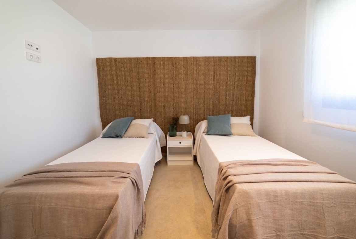 NEW APARTMENTS FOR SALE IN GRAN ALACANT, AT 20 MINUTES FROM ALICANTE and ELCHE, COSTA BLANCA