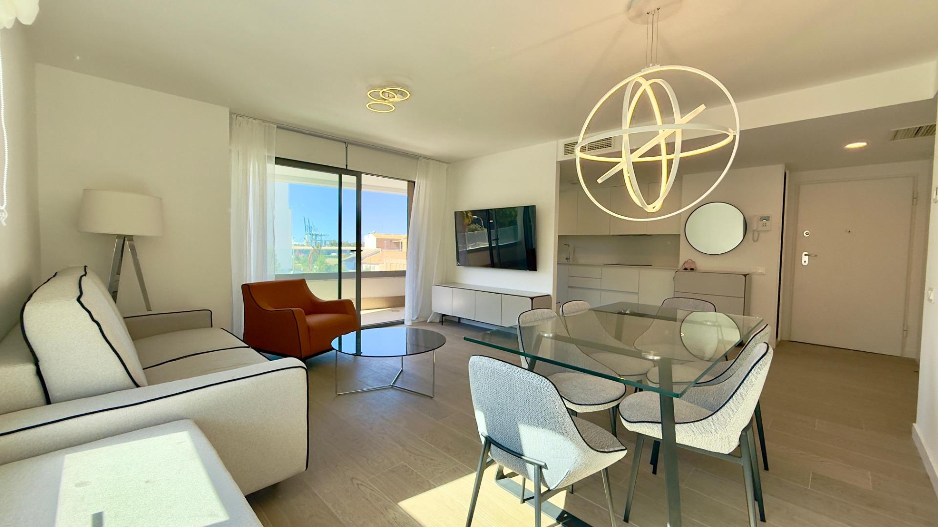 Familie comfort en moderne stijl in het hart van Alicante