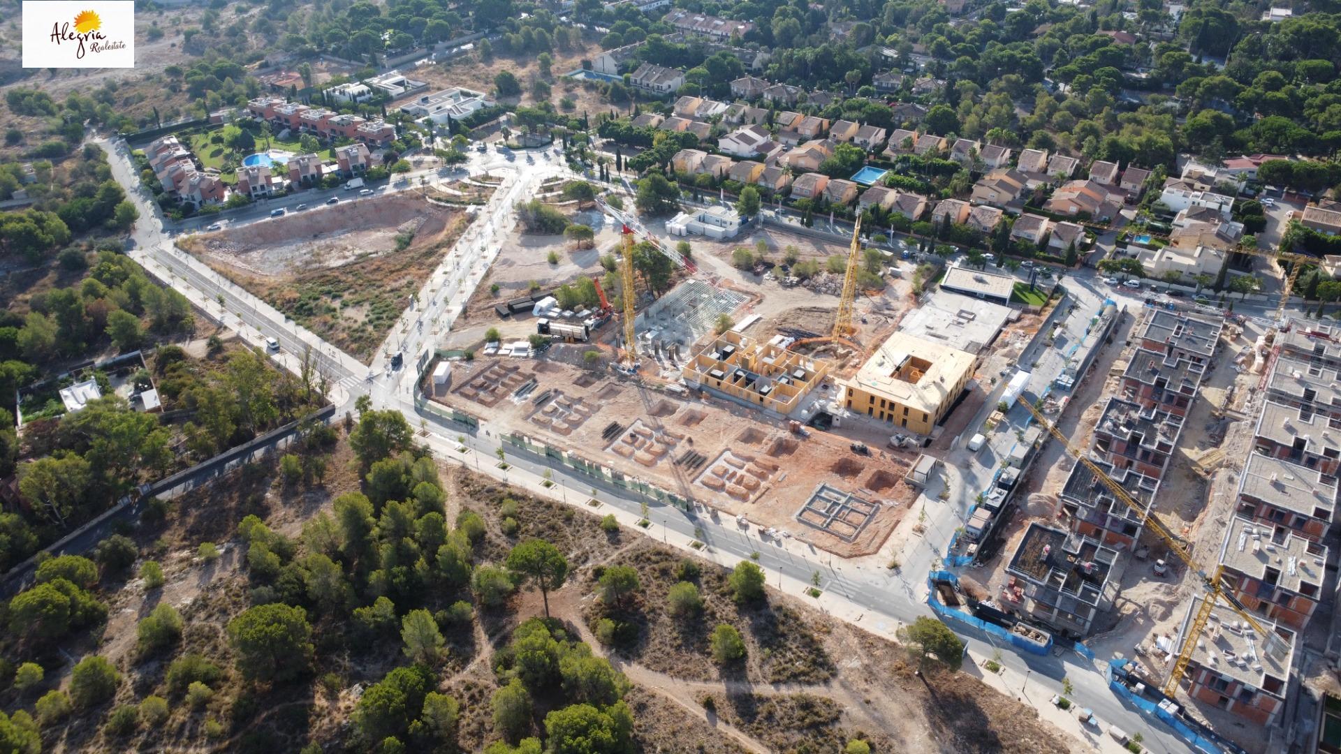 New development of multi-family homes in Godella