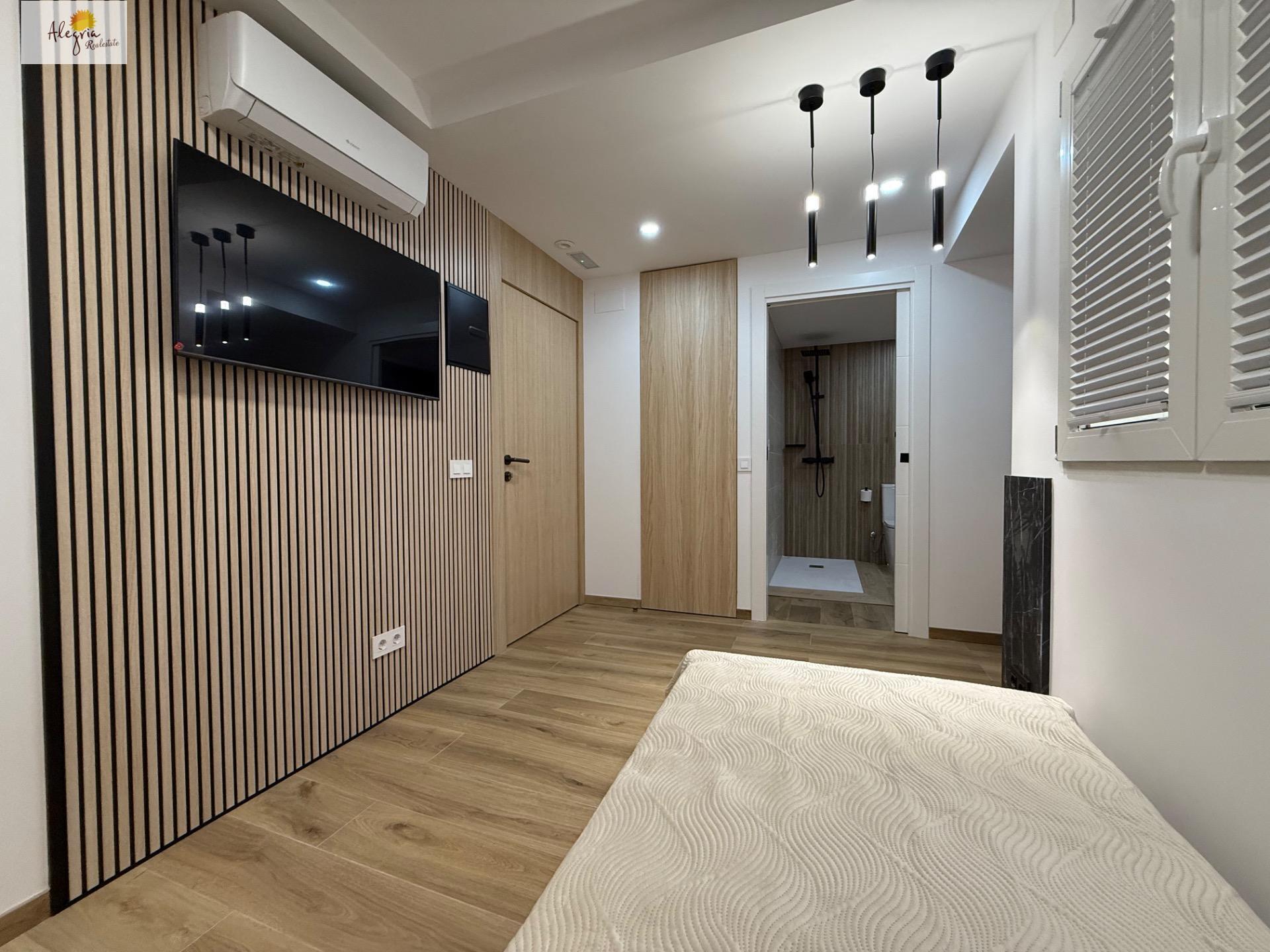 9-32-4 Tourist License Aparthotel-Style Apartment for Sale – Turnkey Business in the Heart of Alicante