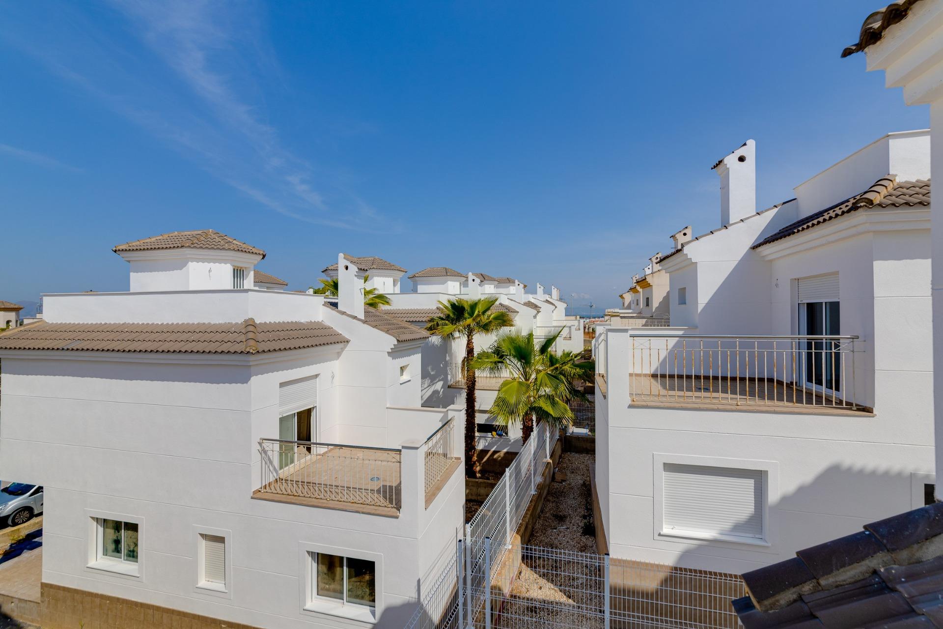 9-33-2 NIEUWE BUILD RESIDENTIAL IN SAN FULGENCIO