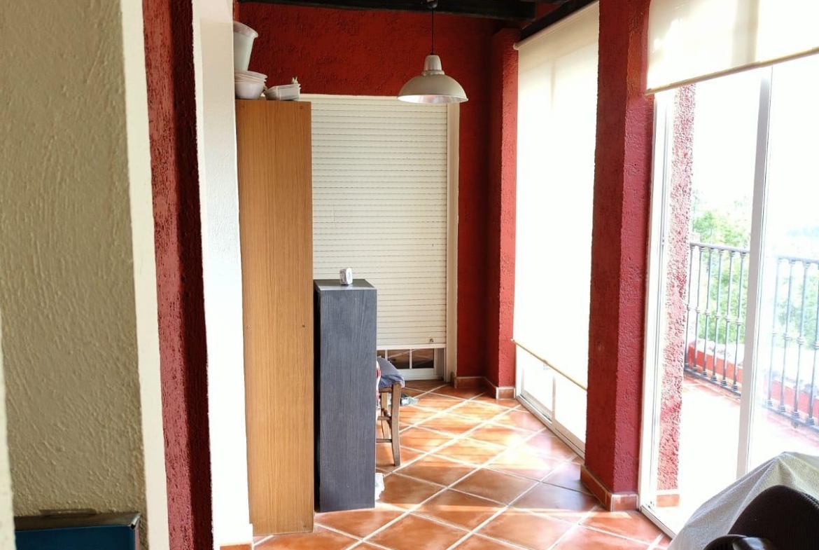 DETACHED VILLA, SPACIOUS WITH PRIVACY IN A NATURAL ENVIRONMENT IN LA NUCIA