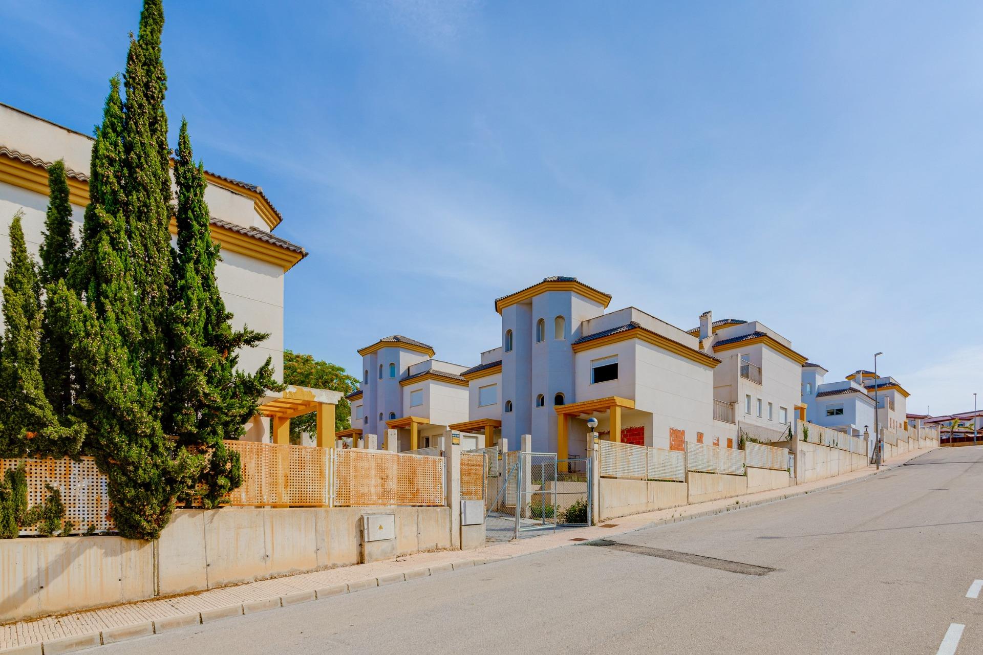 9-39-2 NIEUWE BUILD RESIDENTIAL IN SAN FULGENCIO