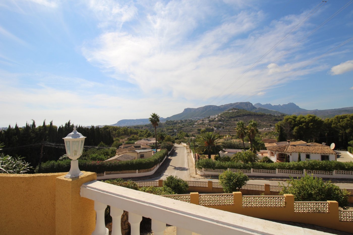 LUXURY MOUNTAIN VILLA MET ZEEZICHT