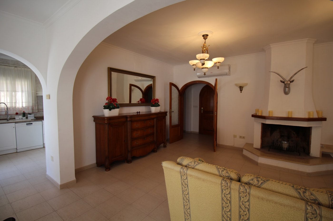 LUXURY MOUNTAIN VILLA MET ZEEZICHT