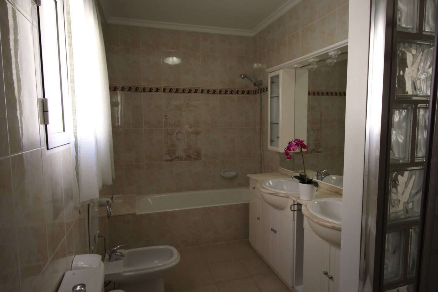 LUXURY MOUNTAIN VILLA MET ZEEZICHT