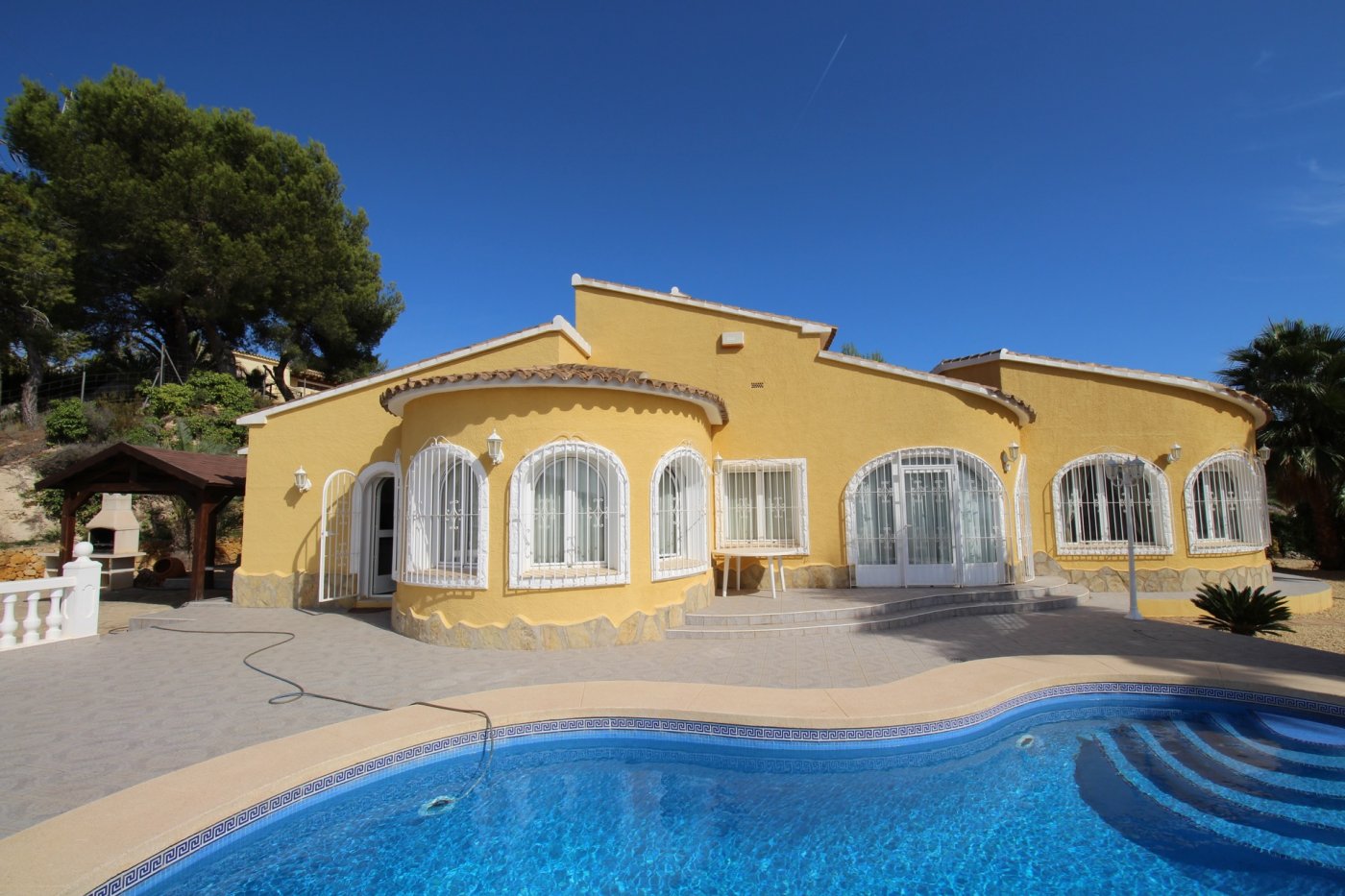 LUXURY MOUNTAIN VILLA MET ZEEZICHT