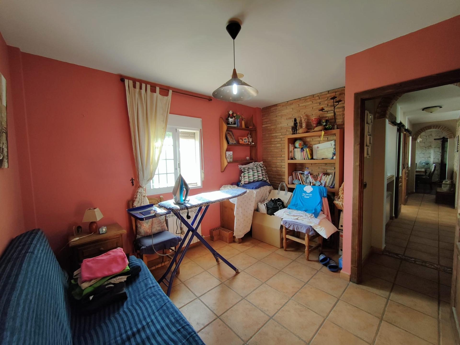 9-45-2 DETACHED VILLA, SPACIOUS WITH PRIVACY IN A NATURAL ENVIRONMENT IN LA NUCIA