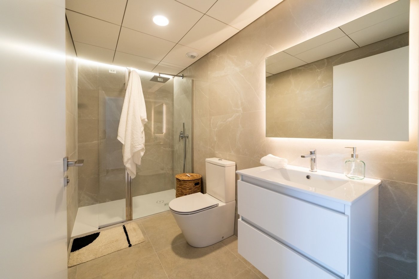 9-47-1 NEW APARTMENTS FOR SALE IN GRAN ALACANT, AT 20 MINUTES FROM ALICANTE and ELCHE, COSTA BLANCA
