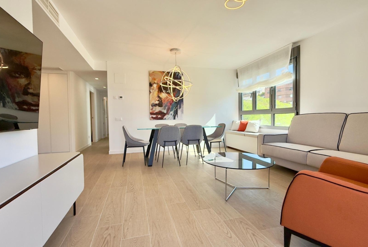 Familie comfort en moderne stijl in het hart van Alicante