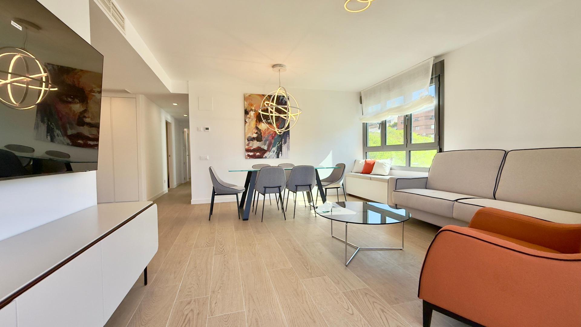 Familie comfort en moderne stijl in het hart van Alicante