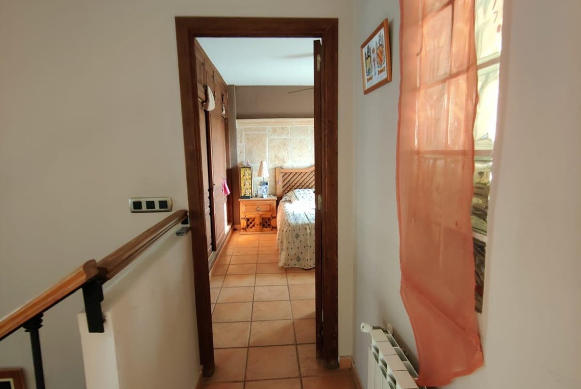 DETACHED VILLA, SPACIOUS WITH PRIVACY IN A NATURAL ENVIRONMENT IN LA NUCIA