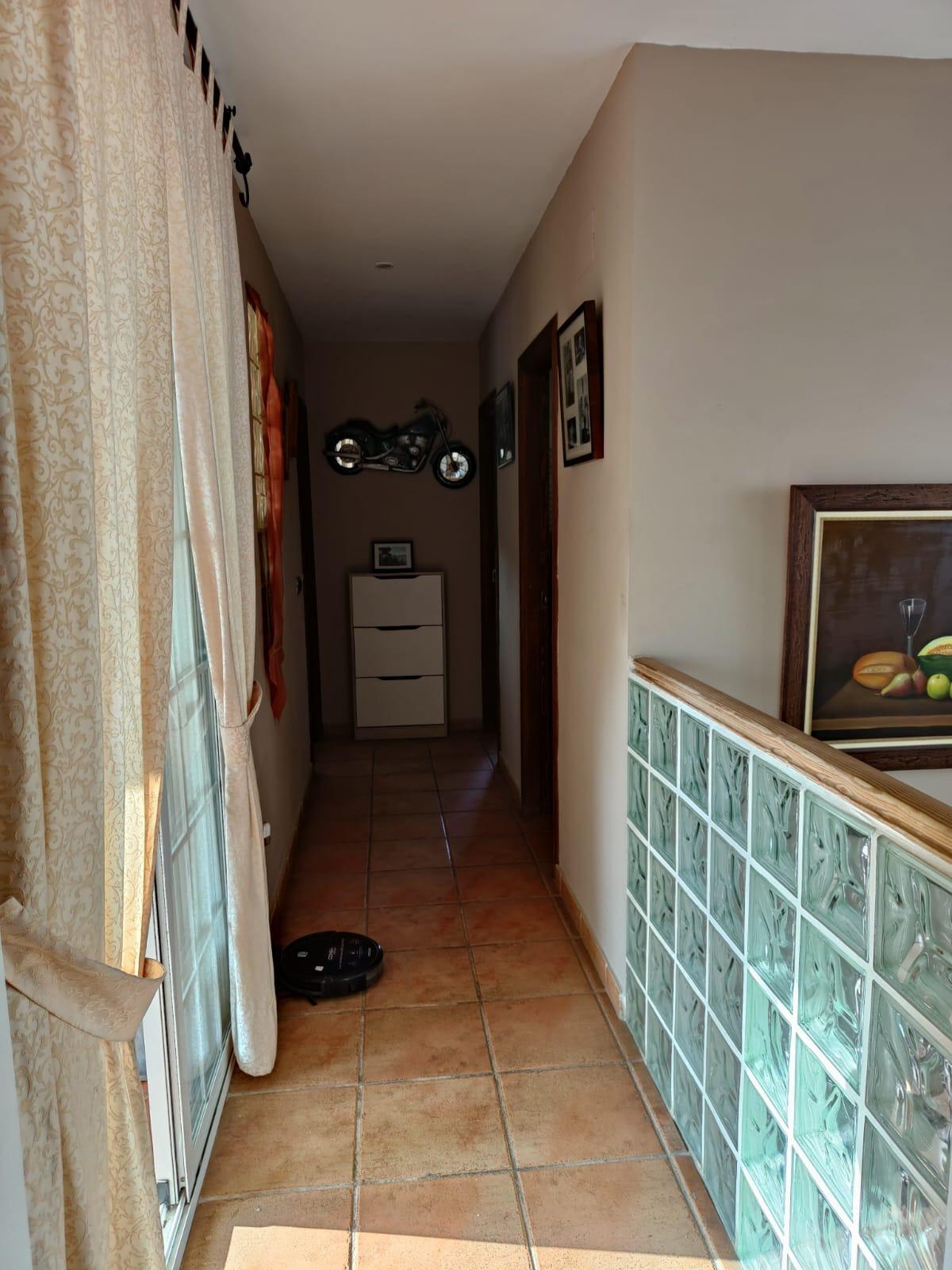 9-51-2 DETACHED VILLA, SPACIOUS WITH PRIVACY IN A NATURAL ENVIRONMENT IN LA NUCIA
