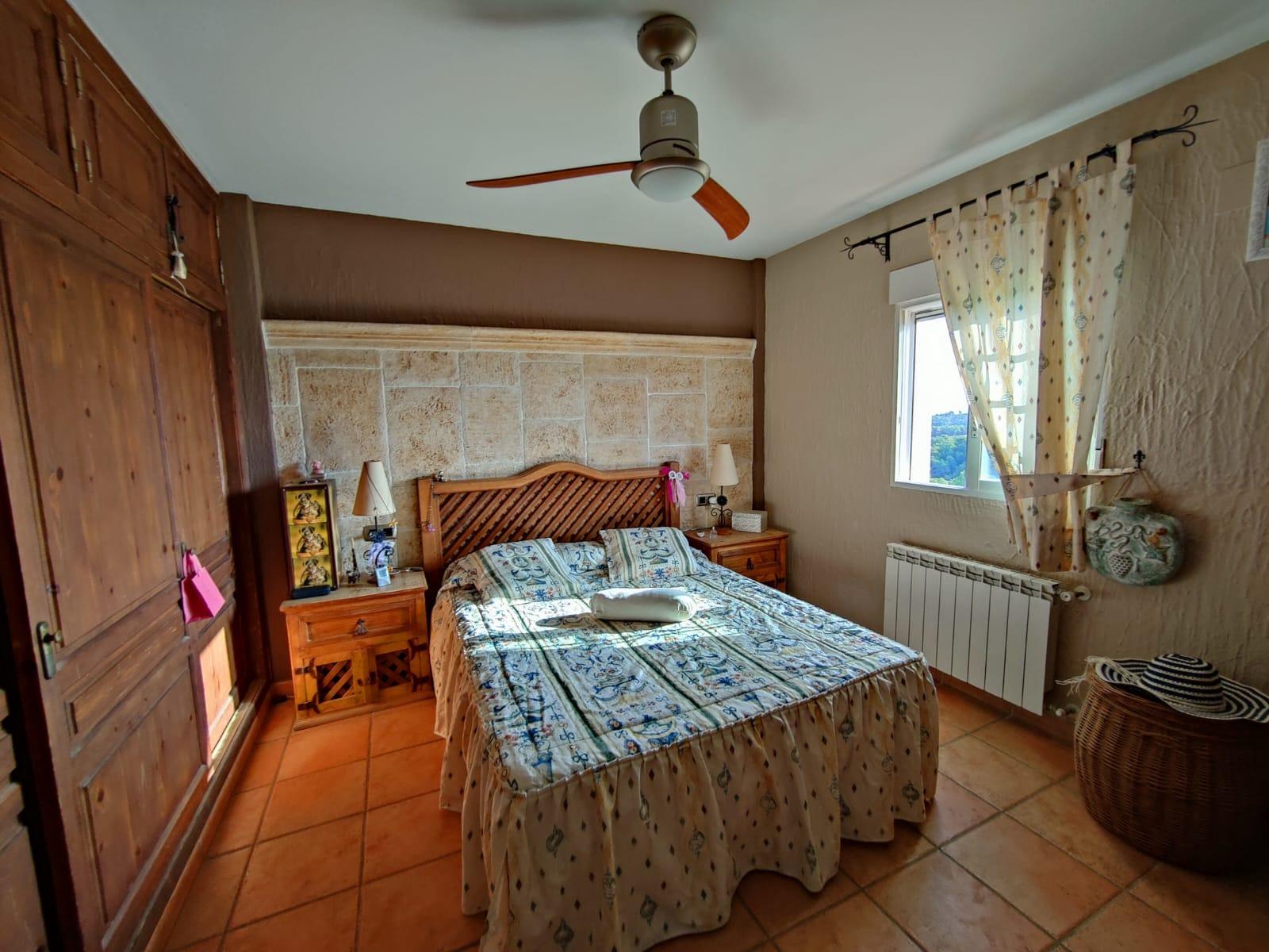 9-52-2 DETACHED VILLA, SPACIOUS WITH PRIVACY IN A NATURAL ENVIRONMENT IN LA NUCIA
